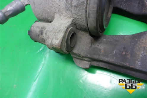 Суппорт передний левый для Skoda Octavia (А5) с 2004-2013г (Октавия)