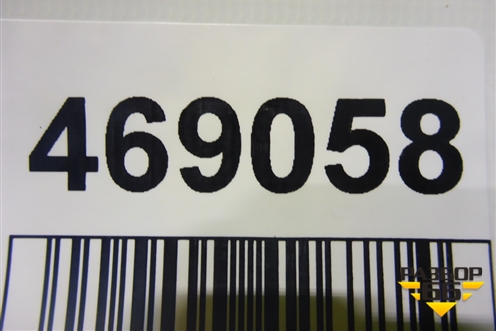 Накладка заднего крыла правого (на стойку) (DDG000165) для Land Rover Range Rover Sport с 2005-2012г (Спорт)