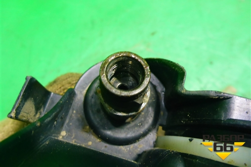 Суппорт передний левый для Mercedes Benz E-Klass C207 (купе) с 2009г (Е Купе)