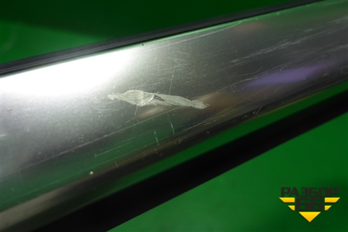 Накладка стекла переднего правого (3C8837476F) для Volkswagen Passat-CC с 2008г (Пассат ЦЦ)