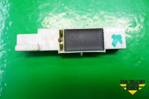 Датчик AIR BAG (задний левый) (8651755) для Volvo XC90 с 2002-2015г (ХС90)