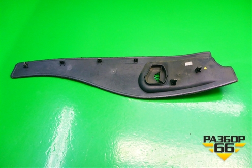 Накладка внутренняя (на консоль левая) (39971629) для Volvo XC90 с 2002-2015г (ХС90)