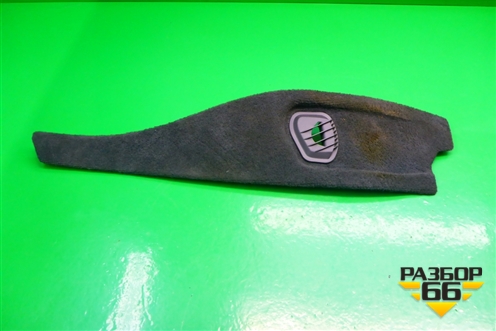 Накладка внутренняя (на консоль левая) (39971629) для Volvo XC90 с 2002-2015г (ХС90)