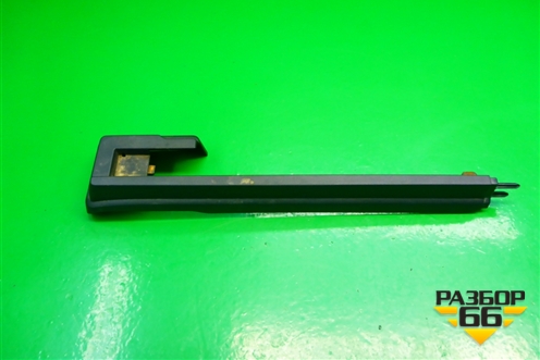 Накладка внутренняя (на правое сидение) (30662559) для Volvo XC90 с 2002-2015г (ХС90)