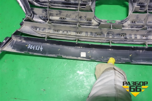 Решетка радиатора (после 2014г не под камеру) (5310160850) для Lexus GX-460 с 2009г (ГХ)