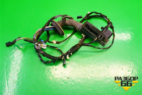 Проводка двери правой для BMW 1-серия F20/F21 с 2011г