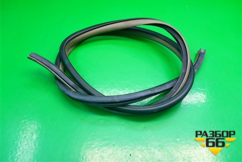 Уплотнитель двери (передней левой на кузов 5ти дверный кузов) для Toyota Yaris с 2005-2011г (Ярис)