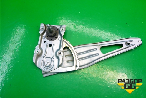 Стеклоподъёмник механический задний левый для Toyota Yaris с 2005-2011г (Ярис)