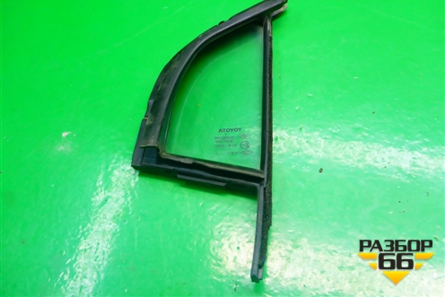 Стекло двери передней правой форточка (5ти дверный кузов 2007г) для Toyota Yaris с 2005-2011г (Ярис)
