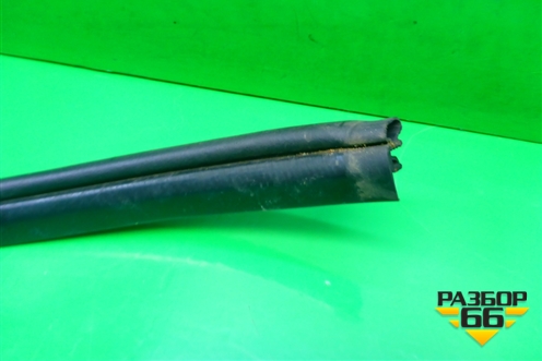 Уплотнитель двери (задней левой на кузов, универсал) для Kia Ceed с 2006-2012г (Сид 1)