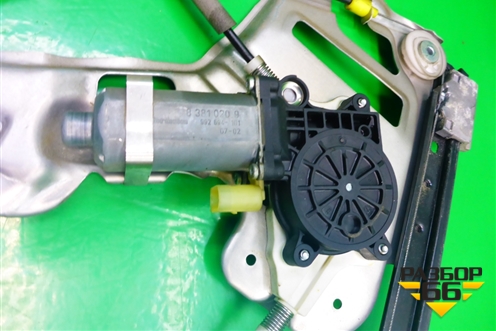 Стеклоподъёмник электрический передний правый для Land Rover Range Rover 3 с 2002-2012г (Вог)