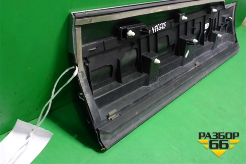 Накладка двери задней правой (4M0853970F) для Audi Q7 c 2015г (Ку 7)