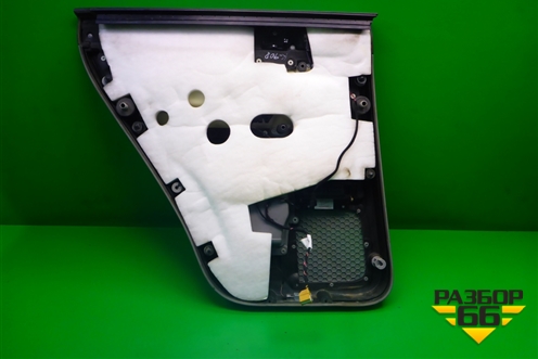 Обшивка двери задней правой под электрику (7L686721204) для Volkswagen Touareg c 2002-2010г (Туарег)