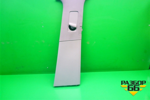 Обшивка стойки центральная правая (7L6867240) для Volkswagen Touareg c 2002-2010г (Туарег)