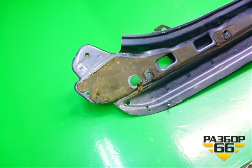 Кронштейн переднего крыла левый (7L6805175) для Volkswagen Touareg c 2002-2010г (Туарег)