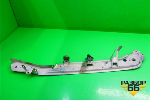 Кронштейн переднего крыла левый (7L6805175) для Volkswagen Touareg c 2002-2010г (Туарег)