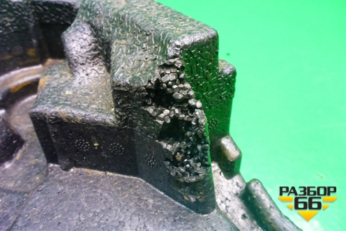 Ящик инструментальный (7L0012112) для Volkswagen Touareg c 2002-2010г (Туарег)