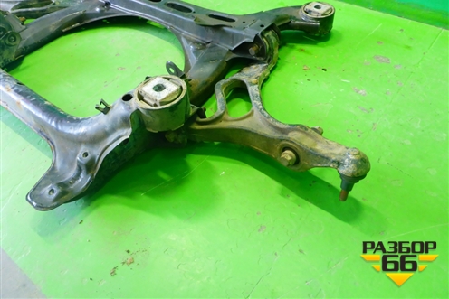 Подрамник передний АКПП (с рычагами) (7L0400025) для Volkswagen Touareg c 2002-2010г (Туарег)