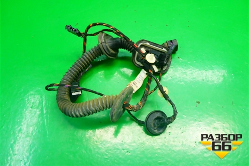Проводка двери задней правой (7L6971694) для Volkswagen Touareg c 2002-2010г (Туарег)