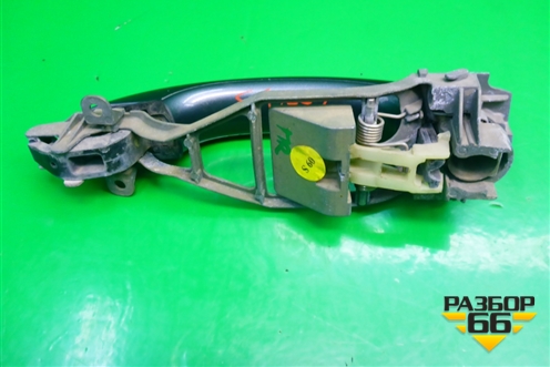 Ручка наружная двери передней правой (7L0837886A) для Volkswagen Touareg c 2002-2010г (Туарег)