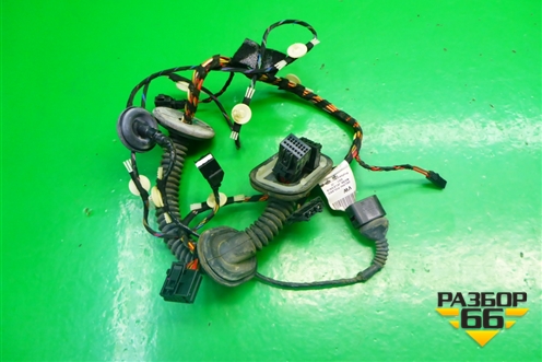 Проводка двери передней левой (7L6971120D) для Volkswagen Touareg c 2002-2010г (Туарег)