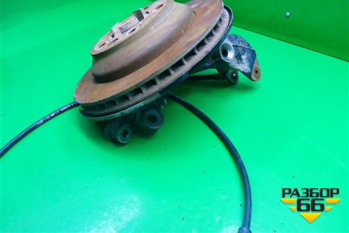 Кулак задний правый (7L0505436B) для Volkswagen Touareg c 2002-2010г (Туарег)