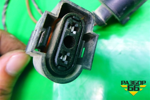 Проводка (на насосы омывателя) (7L0971767A) для Volkswagen Touareg c 2002-2010г (Туарег)