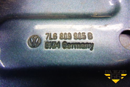 Лючок бензобака (7L6809905B) для Volkswagen Touareg c 2002-2010г (Туарег)