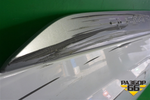 Накладка двери задней правой (4M0853970F) для Audi Q7 c 2015г (Ку 7)