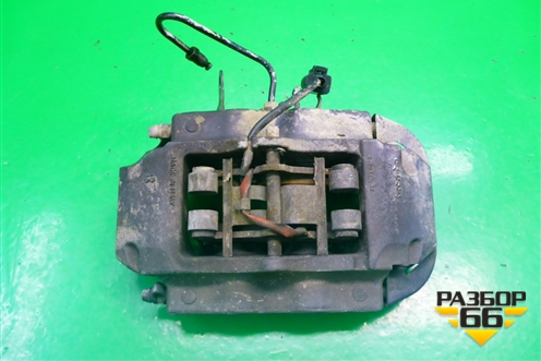 Суппорт задний правый (4х поршневой) для Volkswagen Touareg c 2002-2010г (Туарег)