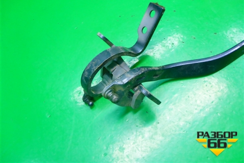 Петля двери багажника (правая) (7L6827302) для Volkswagen Touareg c 2002-2010г (Туарег)