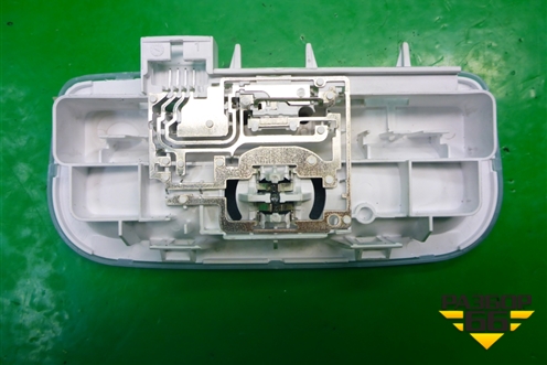 Плафон салонный центральный (264300007R) для Renault Kaptur с 2016г (Каптюр)