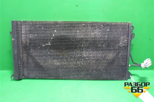 Радиатор кондиционера (7L0820411G) для Volkswagen Touareg c 2002-2010г (Туарег)