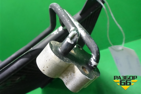 Радиатор кондиционера (7L0820411G) для Volkswagen Touareg c 2002-2010г (Туарег)