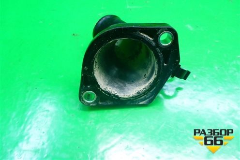 Фланец двигателя системы охлаждения (1.6л H4MD) для Renault Kaptur с 2016г (Каптюр)