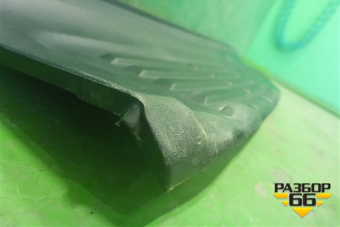 Накладка заднего бампера (до 2012г) (5216260040) для Toyota Land Cruiser (200) с 2008г (Ленд Крузер)