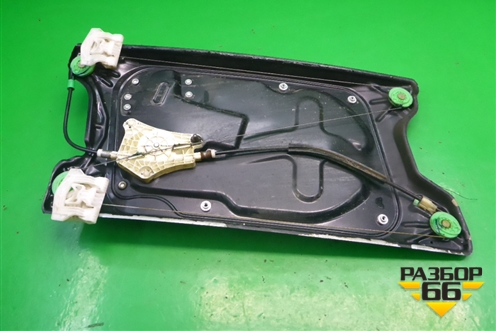 Стеклоподъёмник электрический передний левый (CUH500110) для Land Rover Discovery 3 с 2004-2009г (Дискавери)