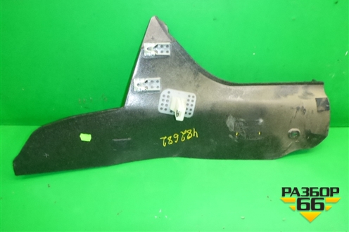 Накладка внутренняя (на консоль левая) (1Z1863045) для Skoda Octavia (А5) с 2004-2013г (Октавия)