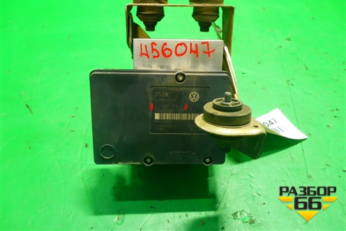 Блок ABS (7L0907379G) для Volkswagen Touareg c 2002-2010г (Туарег)