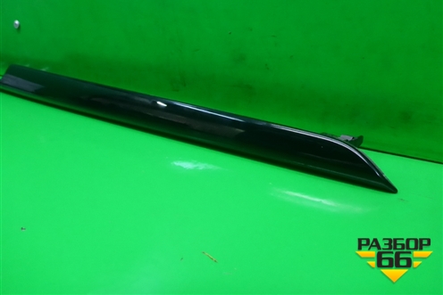 Накладка на торпедо (центральная) (BHN155256) для Mazda Mazda 3 (BM) с 2013-2019г