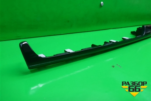 Накладка на торпедо (центральная) (BHN155256) для Mazda Mazda 3 (BM) с 2013-2019г