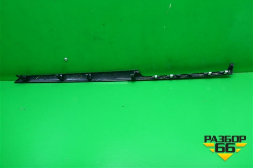 Накладка на торпедо (центральная) (BHN155256) для Mazda Mazda 3 (BM) с 2013-2019г