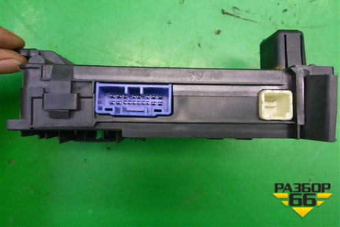 Блок комфорта (TK52675Y0D) для Mazda Mazda 3 (BM) с 2013-2019г