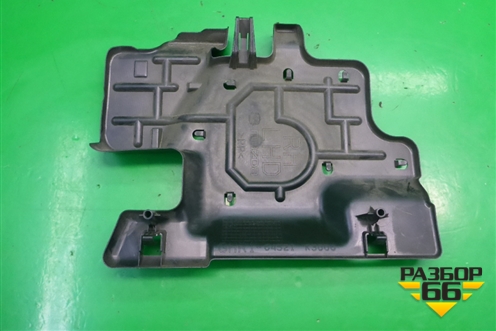 Накладка на торпедо (правая под бардачок) (GHR164521) для Mazda Mazda 3 (BM) с 2013-2019г