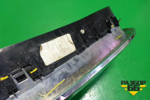 Решетка радиатора левая (7316075) для BMW X5 F15 с 2013г (Х5 Ф15)