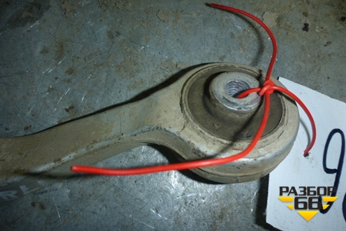 Рычаг передний левый верхний для Audi A8 с 1998-2003г (А8)