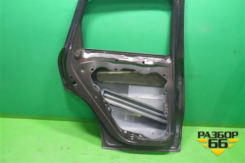 Дверь задняя левая (7P0833111A) для Volkswagen Touareg с 2010-2018г (Туарег)