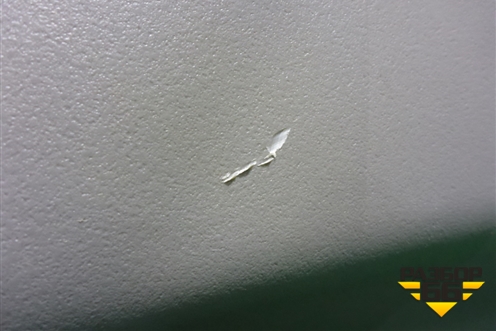 Обшивка двери передней правой под электрику (MR576081) для Mitsubishi Grandis с 2004г (Грандис)