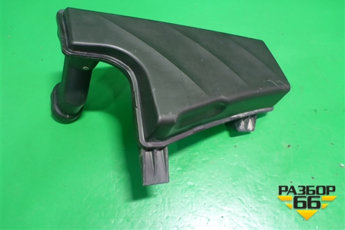 Резонатор воздушного фильтра (4G69 2.4л) (MN135384) для Mitsubishi Grandis с 2004г (Грандис)