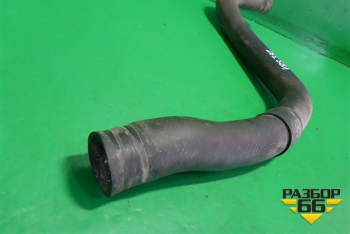 Патрубок системы охлаждения (на радиатор нижний) для Mitsubishi Grandis с 2004г (Грандис)